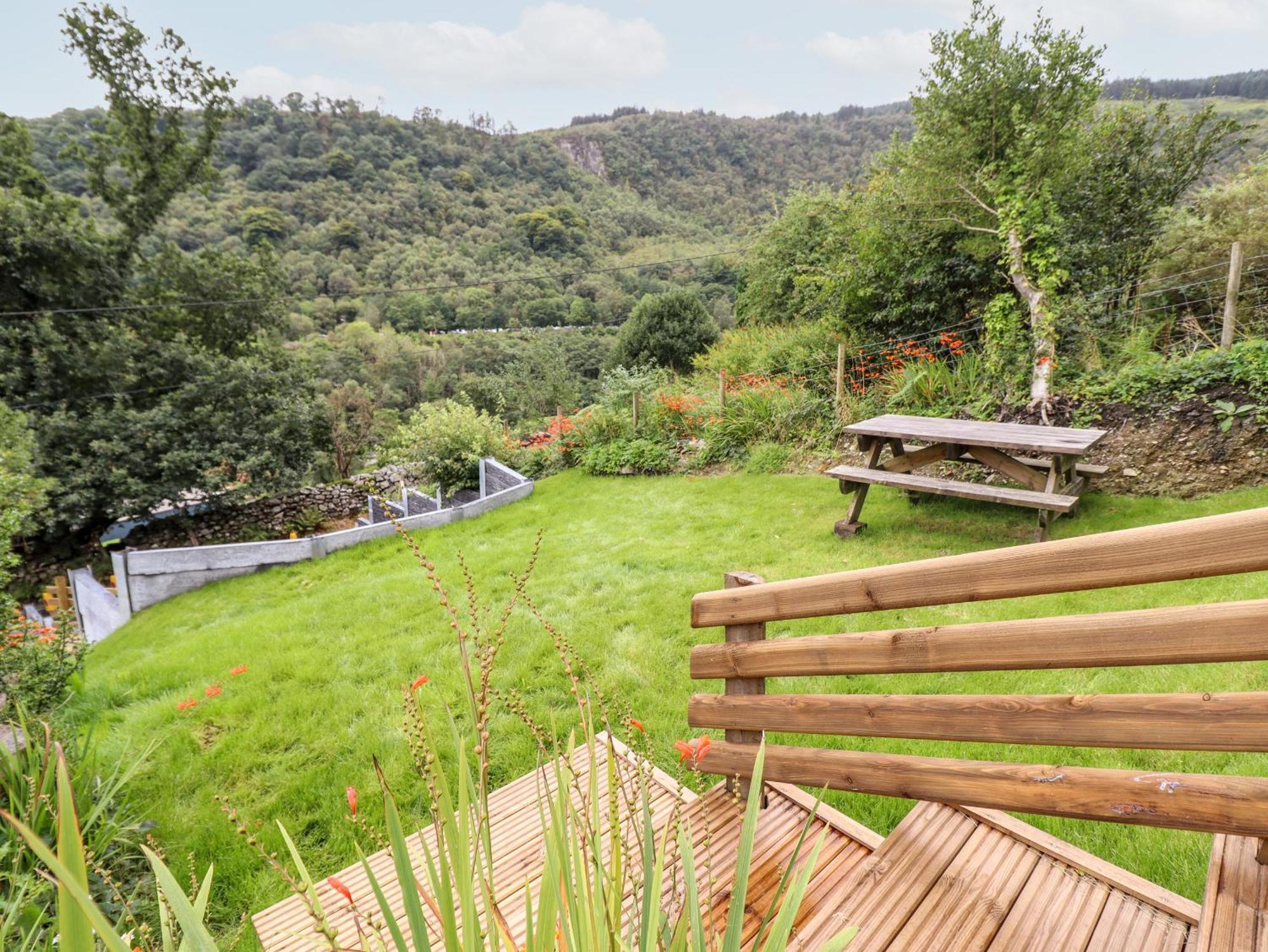 2 Isygraig Lägenhet Corris Exteriör bild