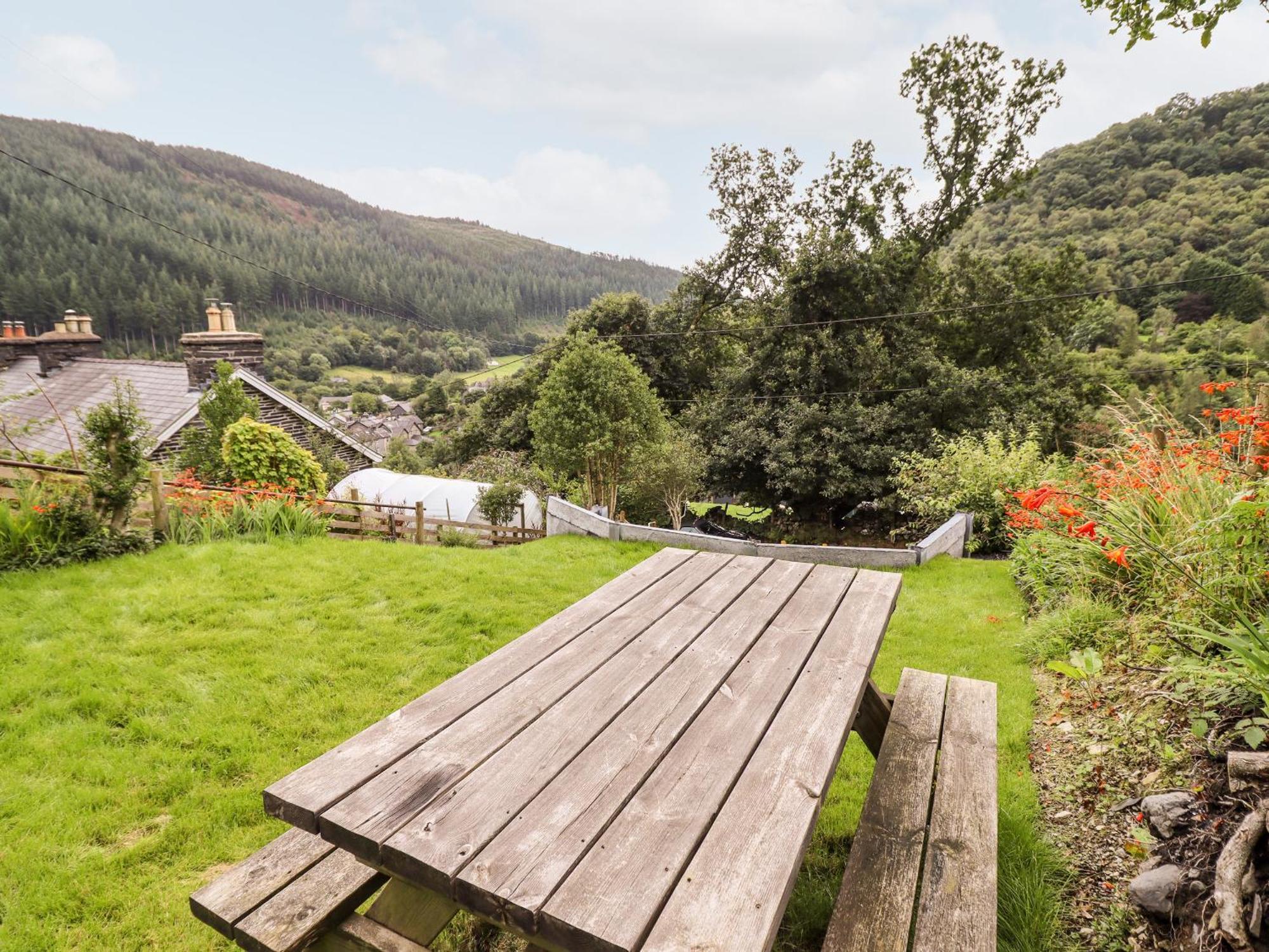 2 Isygraig Lägenhet Corris Exteriör bild